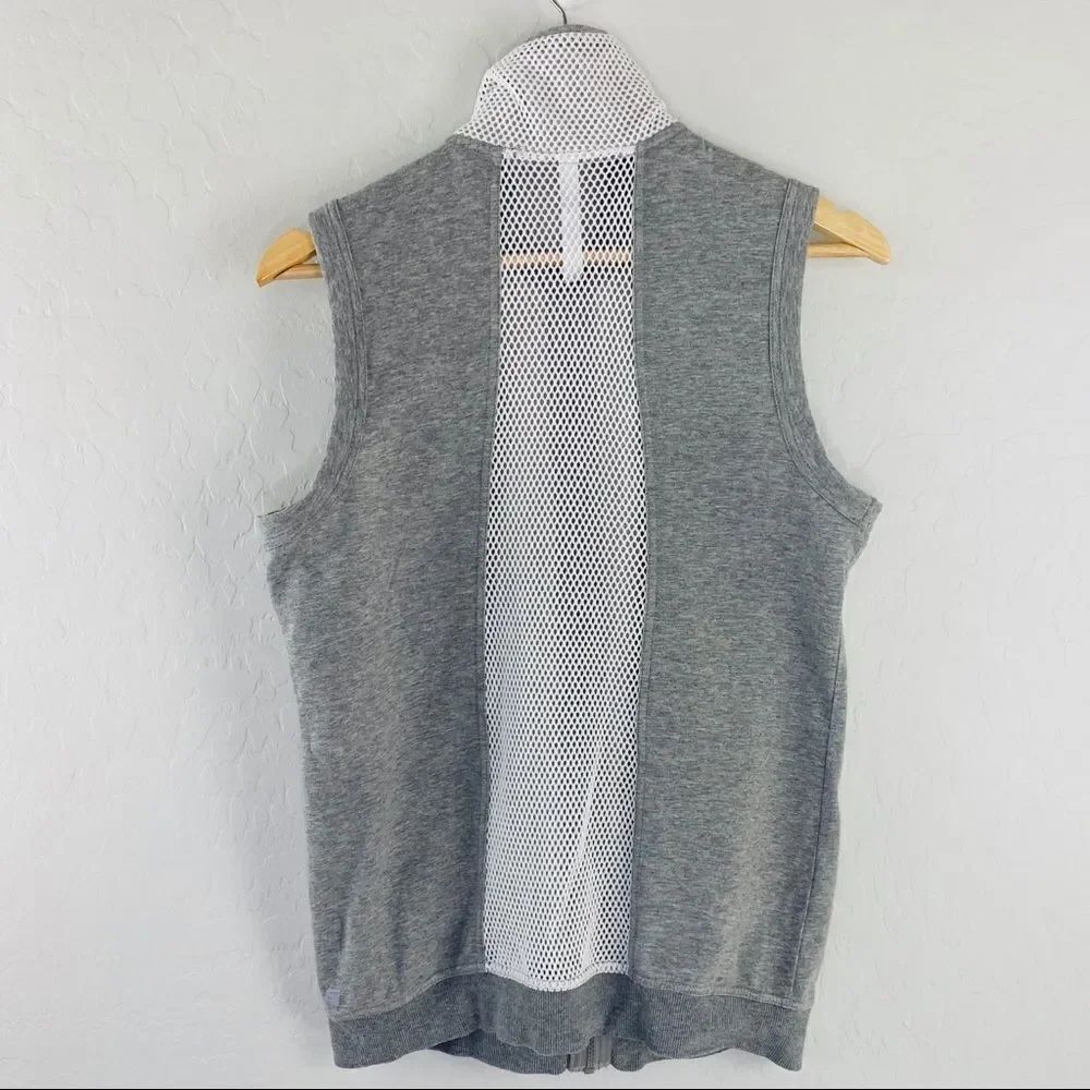 Fabletics Temecula gray zipper vest size small - Picture 4 of 7